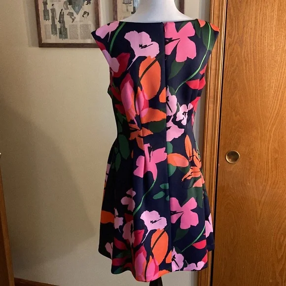 Vince Camuto sz 12 navy and bright color large scale  floral dress - Picture 3 of 6